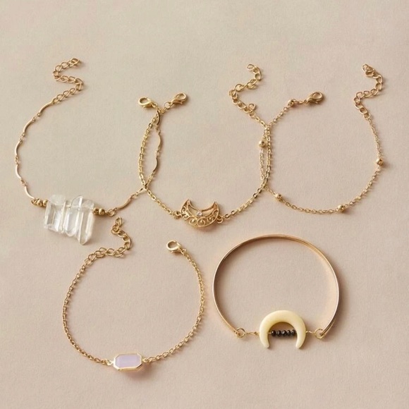 3/$30 💛 5pc Boho Bracelet Set - Picture 3 of 4